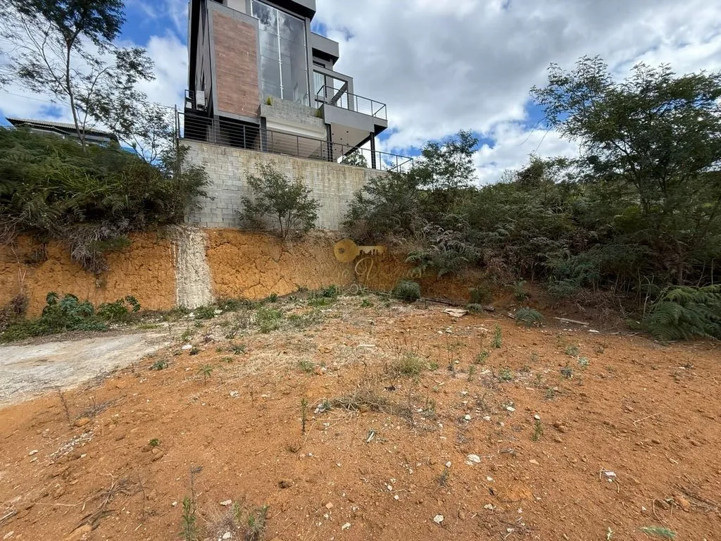 Imagem Casa em Condomínio para Venda em Teresópolis / no bairro Albuquerque