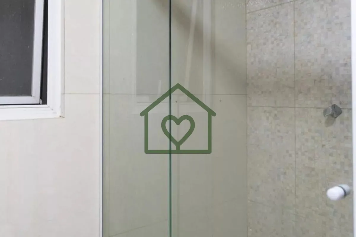 Imagem Apartamento mobiliado de 1 dormitório à venda no Bairro Glória, em Porto Alegre.
Imóvel recentem...