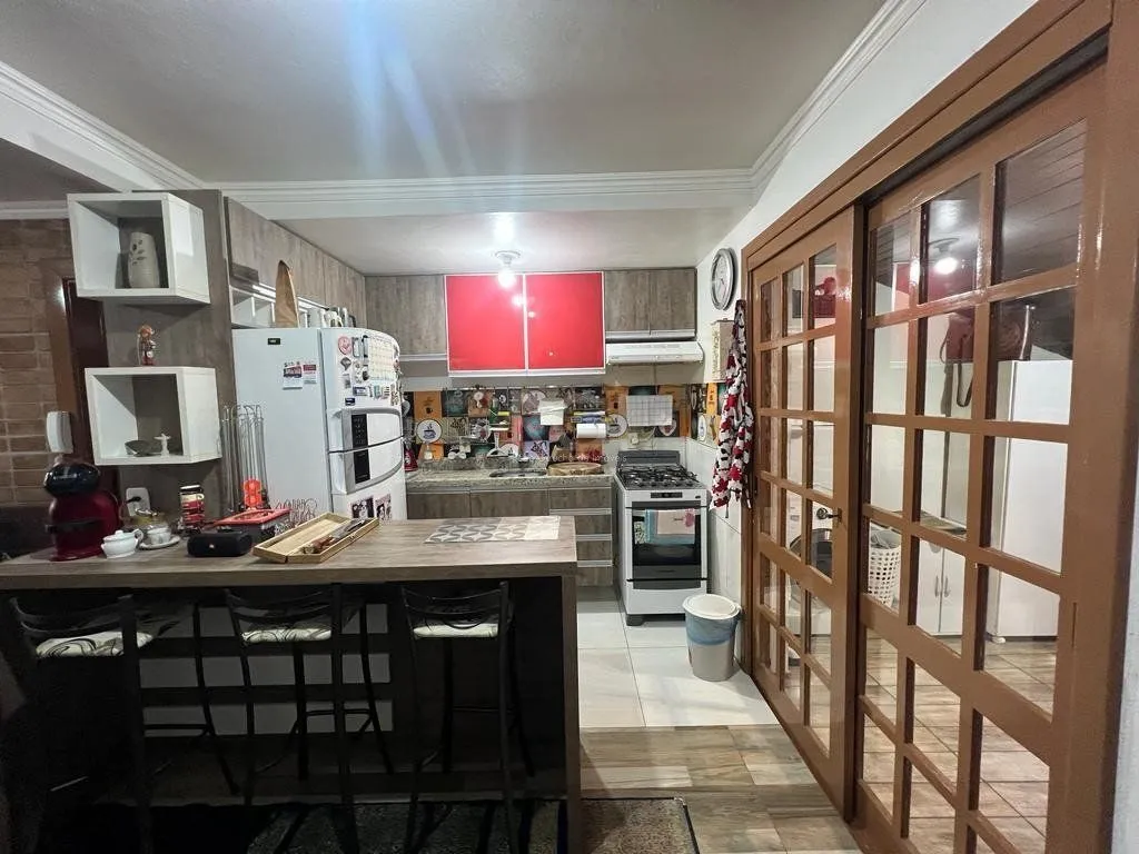 Imagem Casa 2 dormitórios, vaga de garagem, Bairro Piá