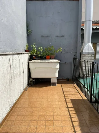 Imagem Sobrado com 174 m² 3 Dormitorios sendo 1 Suite 2 Vagas