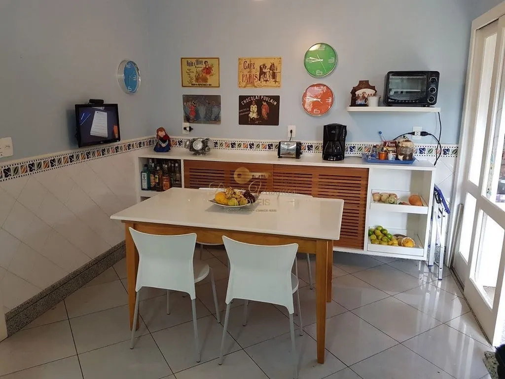 Imagem Casa em Condomínio para Venda em Teresópolis / RJ no bairro Green Valley