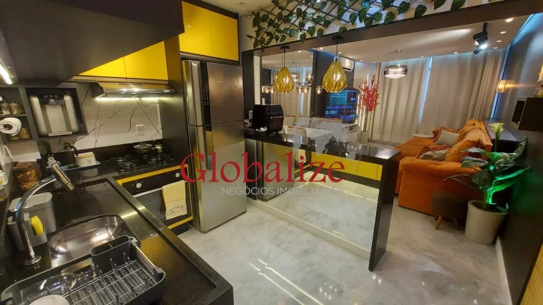 Imagem Apartamento de 1 dormitório em Santos na Aparecida(próximo ao Embaré) na avenida da praia com vagas para 2 carros e 2 motos à venda por R$ 725.000,00