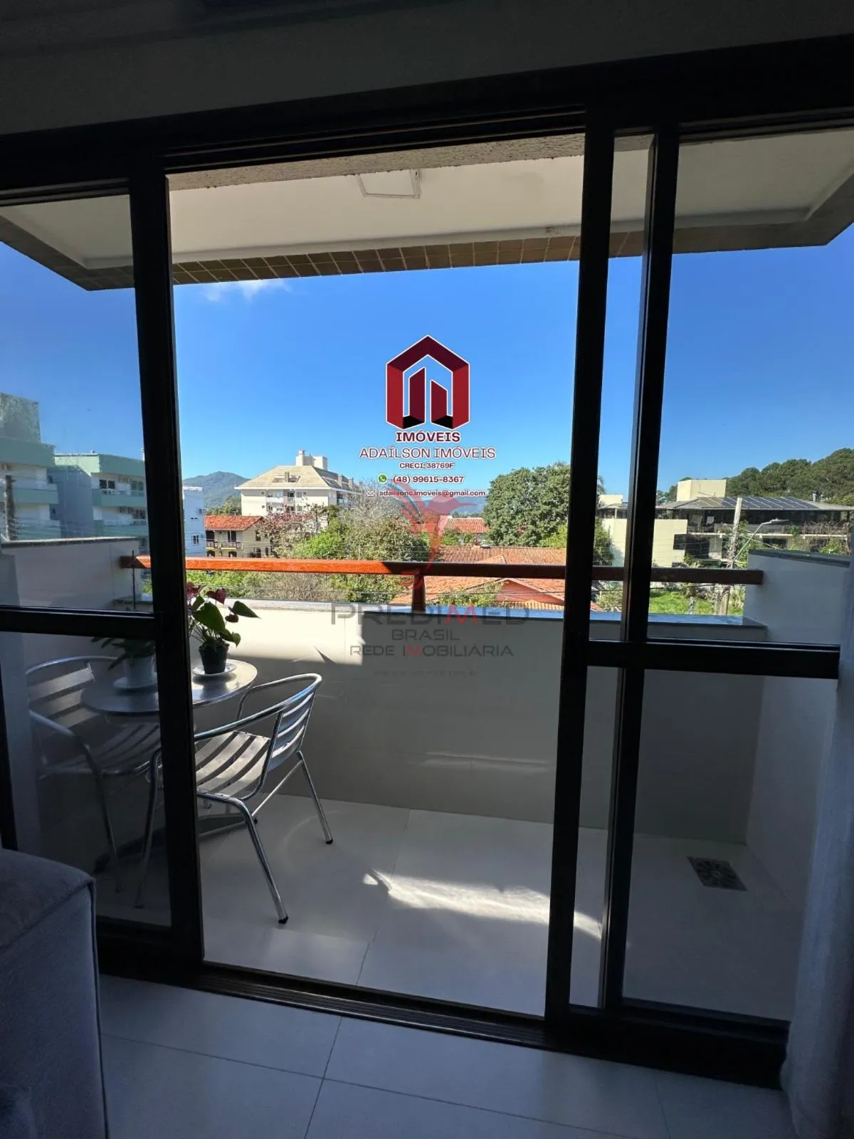 Imagem Apartamento Praia à venda, 2 quartos sendo,1vagas, sacada, todo mobiliado Florianópolis SC