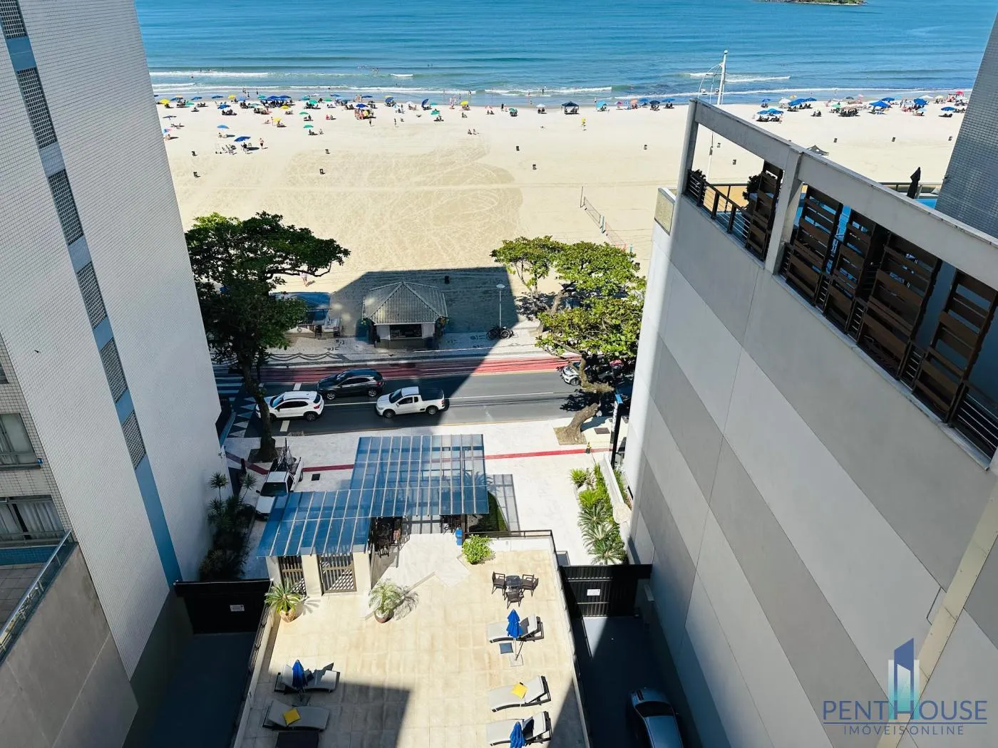 Imagem Apartamento Frente Mar para Venda em Balneário Camboriú, CENTRO, 3 dormitórios, 3 suítes, 4 banheiros, 1 vaga