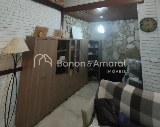 Imagem Casa em condomínio com 3 Quartos e 3 Banheiros no bairro Parque Imperador em Campinas - SP.

Linda ...