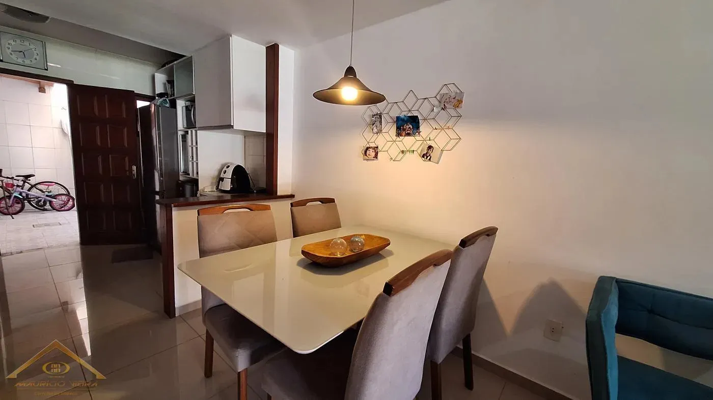 Imagem Casa em Condomínio para Venda em Cabo Frio / RJ no bairro Ogiva