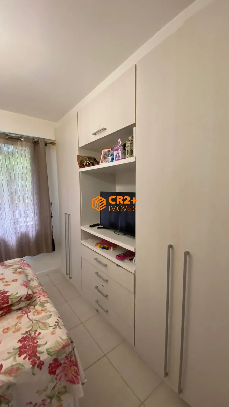 Imagem Vendo casa alto padrão 06 quartos, 02 suítes, 450m2, 02 vagas de garagem no Recr