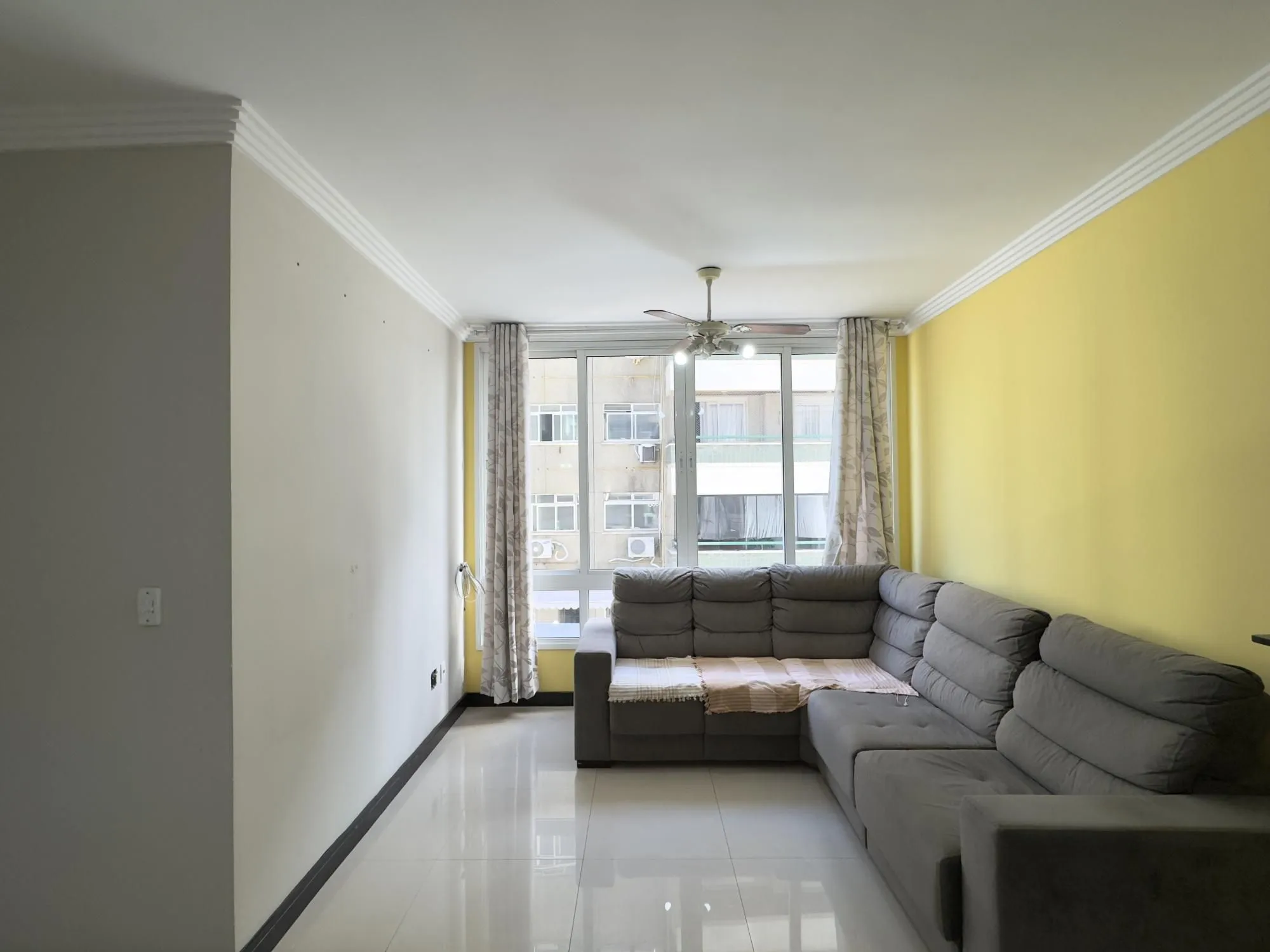 Imagem APARTAMENTO 2 DORMITÓRIOS, SENDO 1 SUÍTE COM VAGA DE GARAGEM NO BAIRRO SANTANA