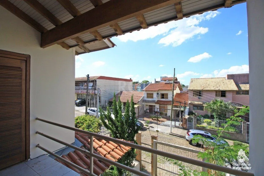 Imagem Casa para Venda - 240m², 4 dormitórios, sendo 3 suites, 6 vagas - Jardim Sabará