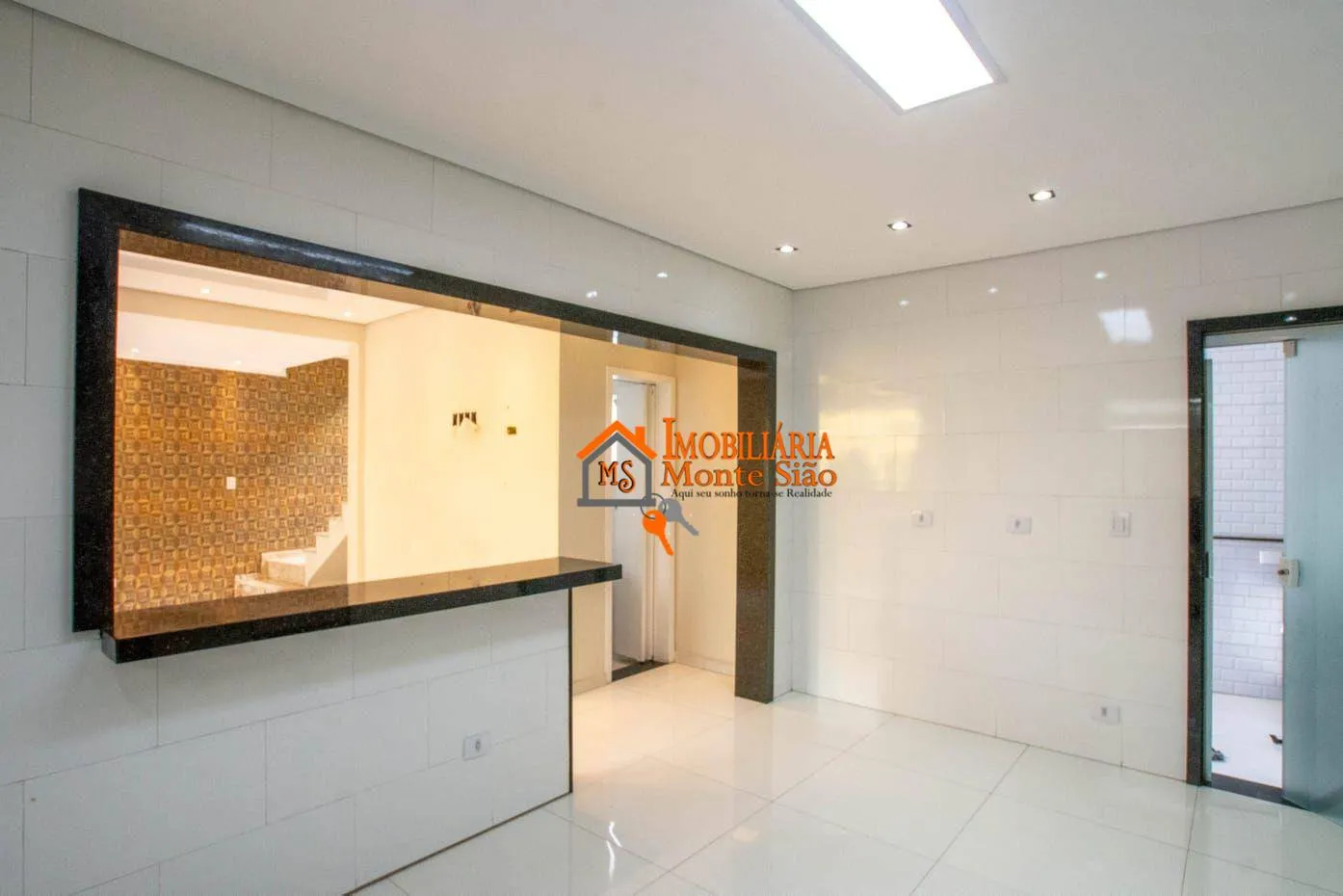 Imagem Sobrado com 3 dormitórios à venda, 140 m² por R$ 750.000,00 - Jardim Presidente Dutra - Guarulhos/SP
