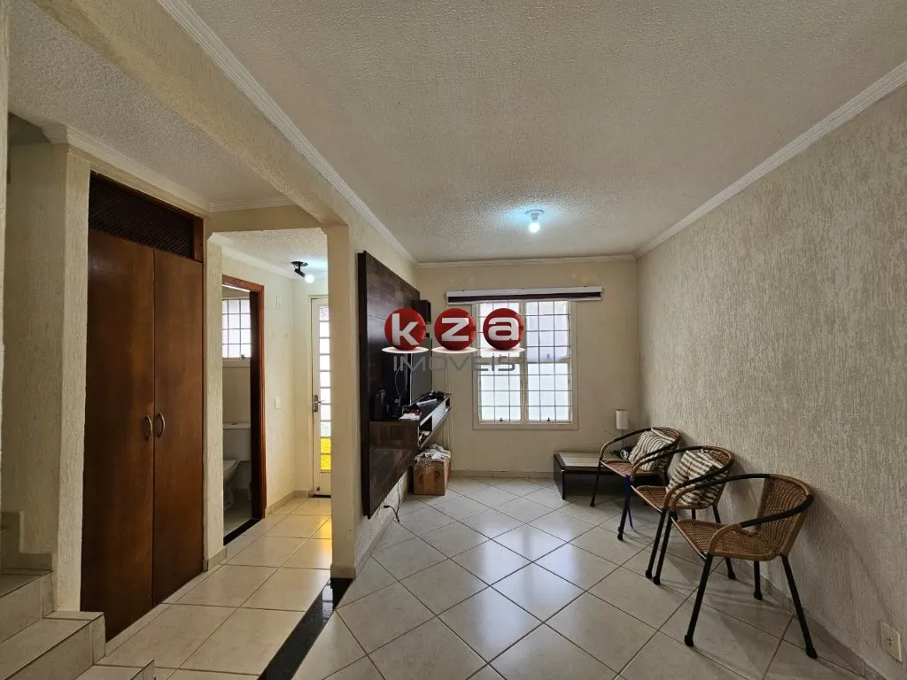 Imagem Casa em Condomínio de Luxo à Venda em Sumaré-SP, Parque Villa Flores: 3 Quartos, 2 Banheiros, 1 Vaga, 68,98m²!