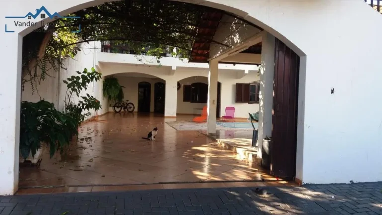 Imagem Sobrado com 3 quartos e 1 suite, para venda no birro 3 Bandeiras.
