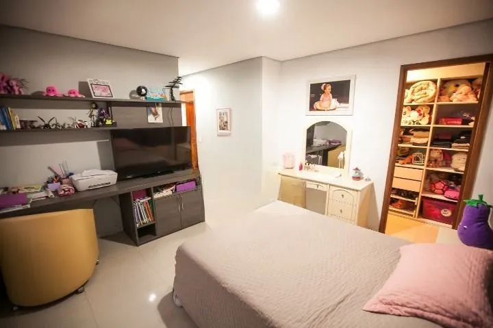 Imagem Casa 5 Suítes/ Três Figueiras