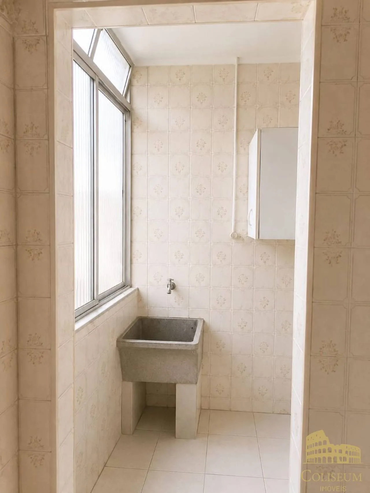 Imagem Apartamento com 2 dormitórios à venda, 54 m² por R$ 235.000,00 - Canto do Forte - Praia Grande/SP