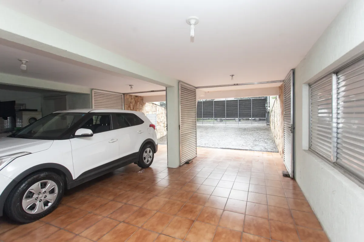 Imagem Sobrado para locação em City América com 5 quartos, sendo 3 suítes, 419m2