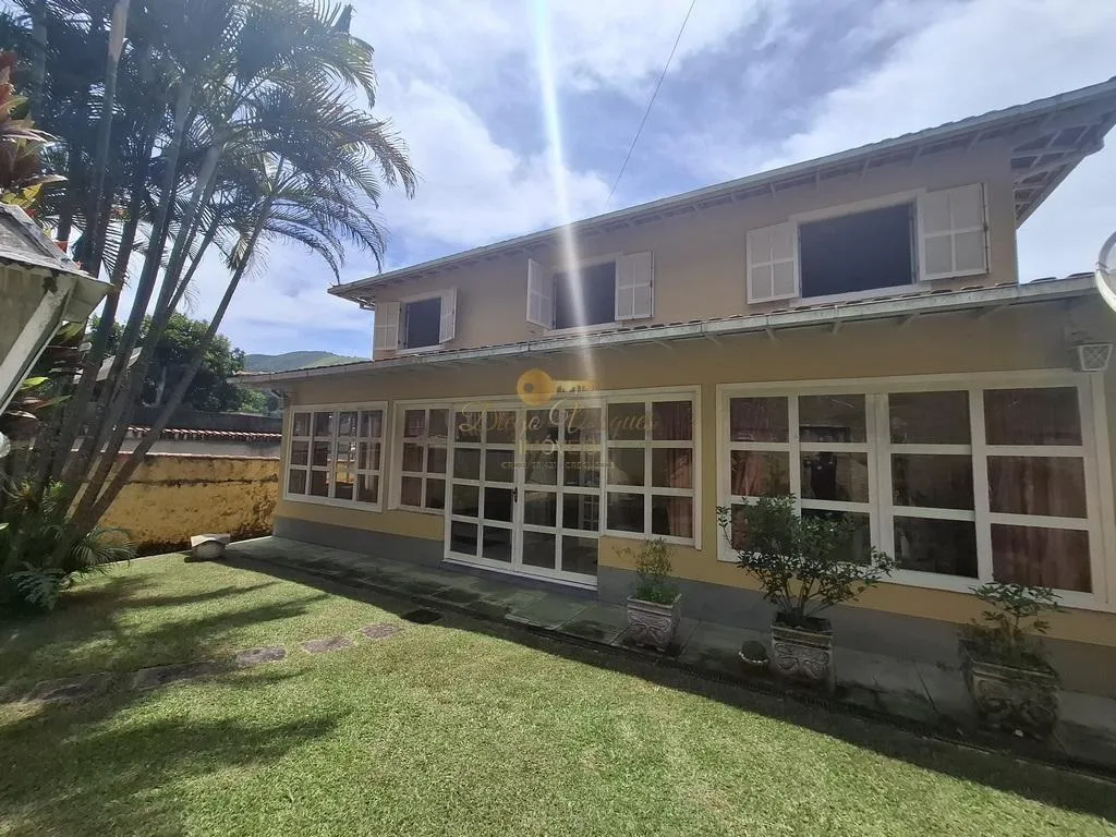Foto do imóvel Casa para Venda em Teresópolis / RJ em Rodovia Santos Dumont