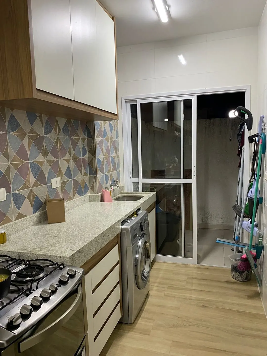 Imagem Casa à venda 3 Quartos, 1 Suite, 4 Vagas, 250M², Crispim, Pindamonhangaba - SP