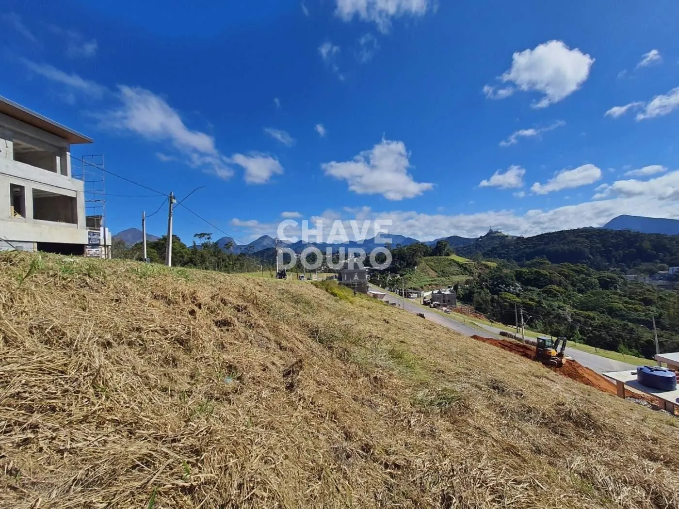 Imagem Lote com 246m² em condomínio próximo do centro de Teresópolis