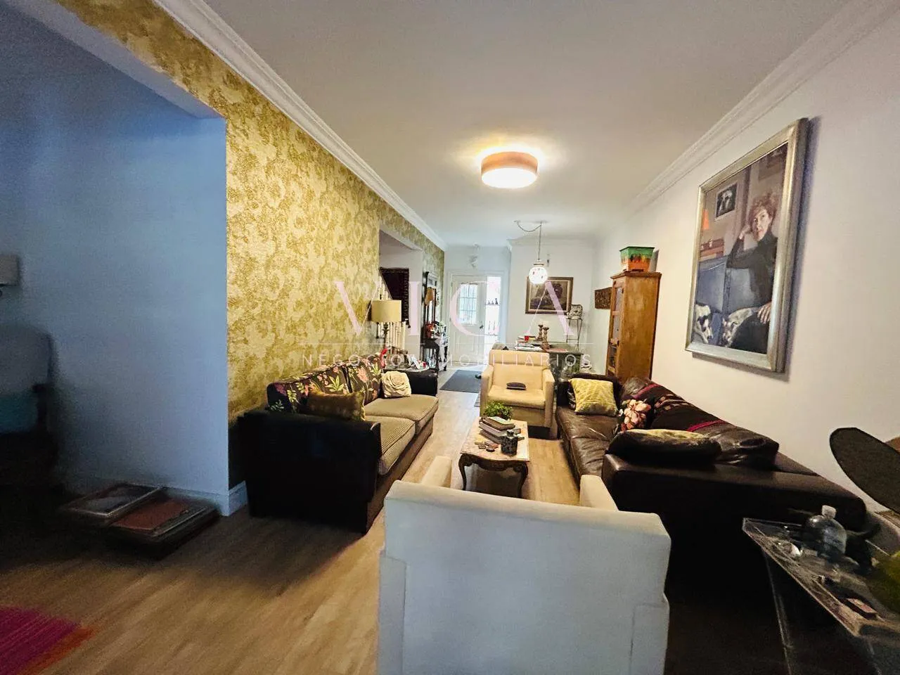 Imagem Alphaville|Scenic Casa 205m² 3 dorms, 1 suíte e 4 vagas |R$ 1.590.000,00