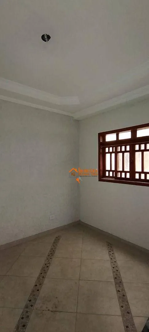 Imagem Sobrado com 4 dormitórios à venda, 160 m² por R$ 860.000,00 - Jardim Zaira - Guarulhos/SP