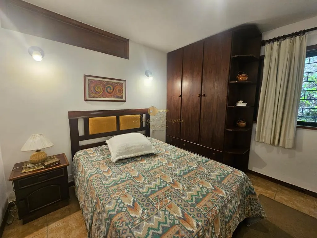 Imagem Casa em Condomínio para Venda em Teresópolis / RJ no bairro Granja Guarani