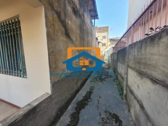 Imagem Casa com 3 quartos no bairro Veneza - Ipatinga