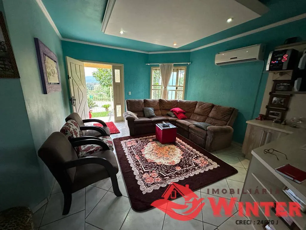 Imagem Casa de 157m2 e terras com 6 mil m2