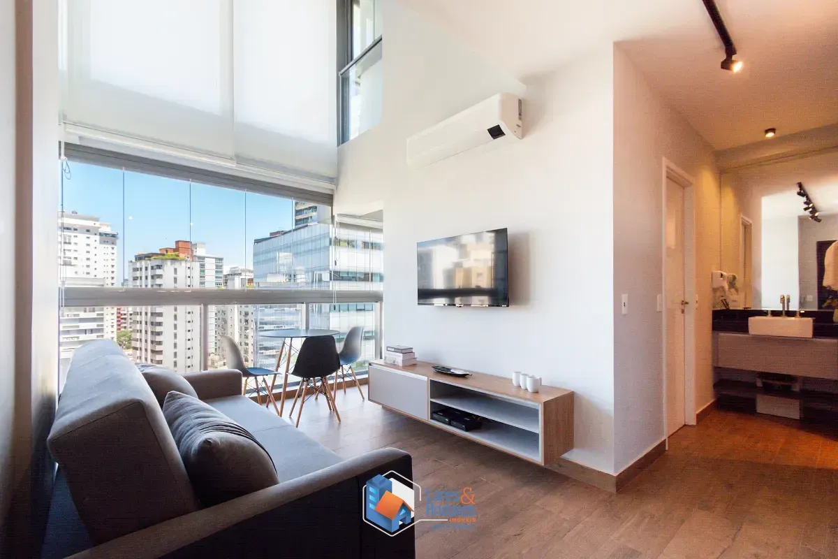 Foto do imóvel Duplex para venda em Pinheiros com 2 quartos, sendo 1 suíte, 64m² em Rua Oscar Freire