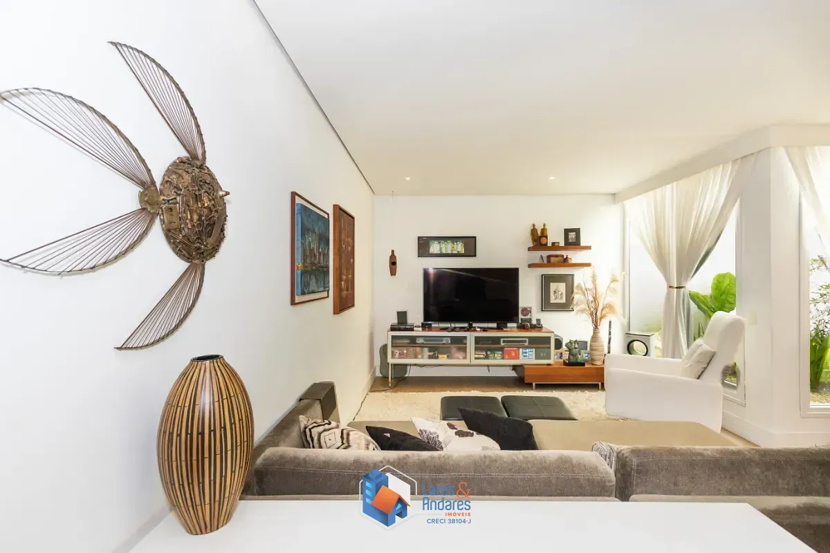 Imagem Casa no condomínio Las Cumbres para venda com 4 quartos, sendo 4 suítes, 513m²
