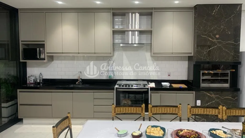 Imagem Casa com 3 dormitórios à venda, 275 m² por R$ 1.200.000,00 - Parque São Miguel - São José do Rio Preto/SP