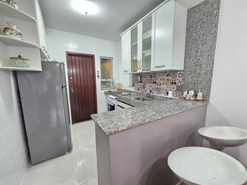 Imagem Casa em Condomínio para Venda em Teresópolis / RJ no bairro Parque do Imbui