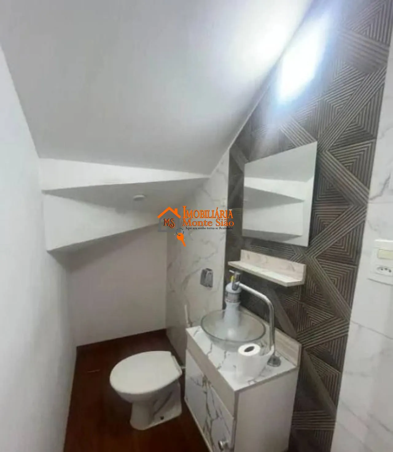 Imagem Sobrado com 2 dormitórios à venda, 70 m² por R$ 549.000,00 - Jardim Cocaia - Guarulhos/SP