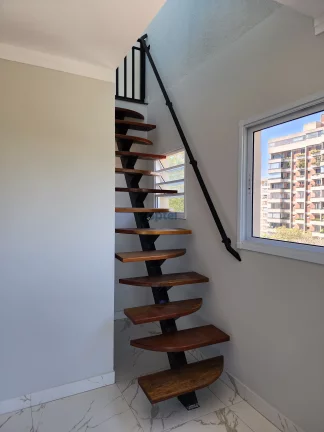 Imagem COBERTURA DUPLEX COM 01 DORMITÓRIO PARA LOCAÇÃO -