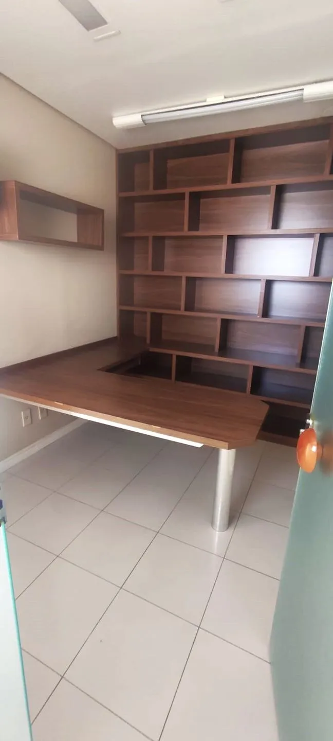 Imagem Sala comercial à venda em Porto Alegre, Rio Branco, 40.5m2