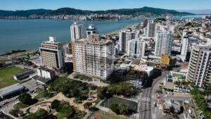 Imagem Apartamento 2 quartos com 01 suíte no bairro Estreito, Florianópolis - 73,59 m² ( em construção)