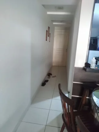 Imagem Apartamento 2 (dois) quartos sendo 01(hum) suite de frente no coração do Centro de Guarapari Cozinha espaçosa c/ área de serviço Sala 2 ambientes c/