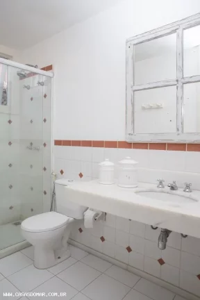 Imagem Imperdível: Casa em condomínio de luxo em Manguinhos, Búzios-RJ, com 4 quartos, 4 suítes e 2 vagas de garagem!