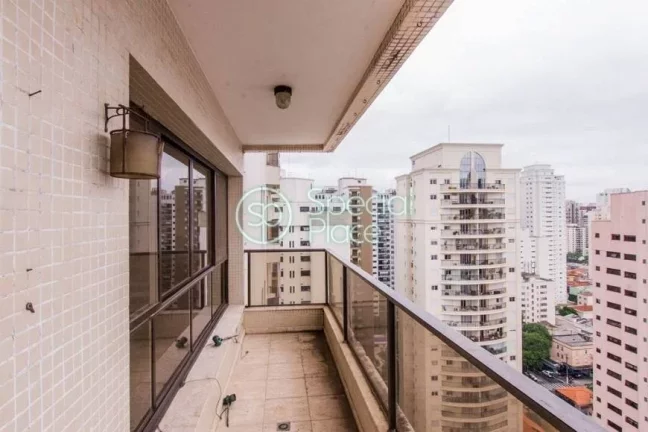 Imagem Excelente apartamento com 270m² em Moema Índios, andar alto com uma vista incrível. Amplo living ...