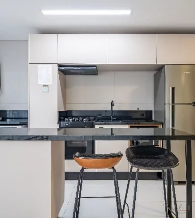 Imagem Oportunidade em Jurerê! Apartamento moderno a poucos metros da praia Este lindo apartamento à vend...