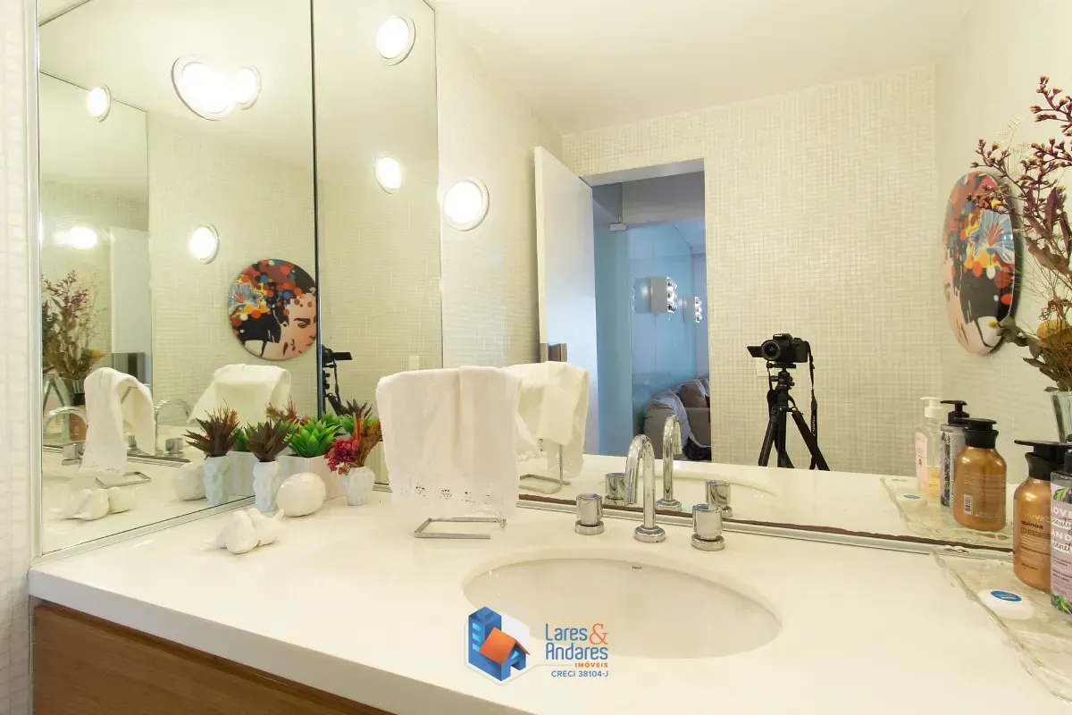 Imagem Apartamento para venda em Campo Belo com 3 quartos, sendo 3 suítes, 192m²