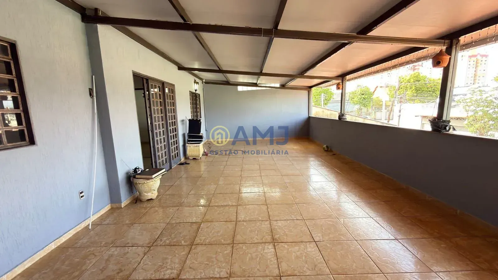 Imagem SOBRADO AMPLO À VENDA | VILA LUCY - GOIÂNIA