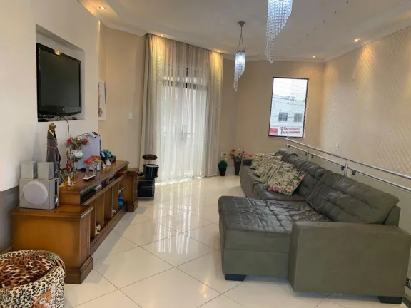 Imagem LUXO, LAZER E SEGURANÇA TOTAL: CASA COMPLETA COM PISCINA POR R$ 1.3 MILHÃO!