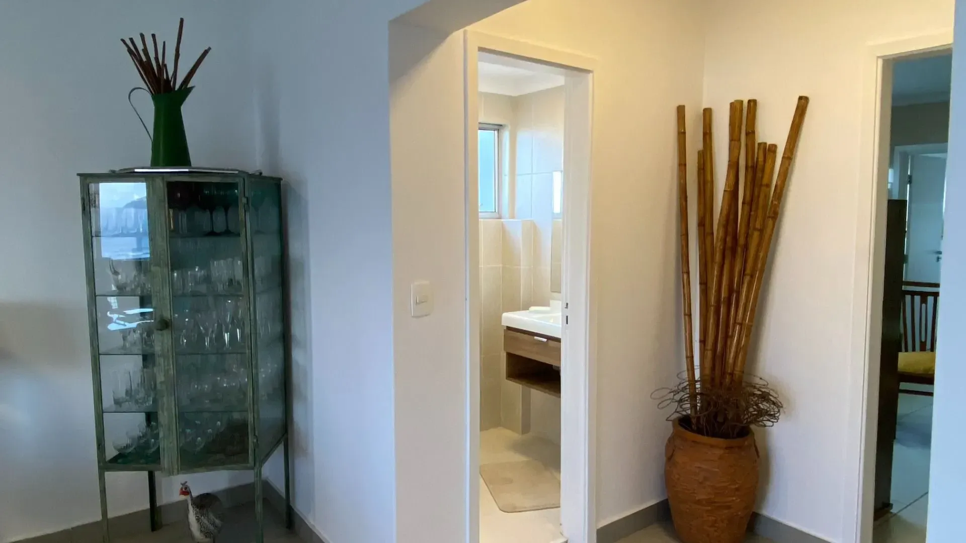 Imagem Apartamento com 3 Quartos à Venda, 240 m² em Pompéia - Santos