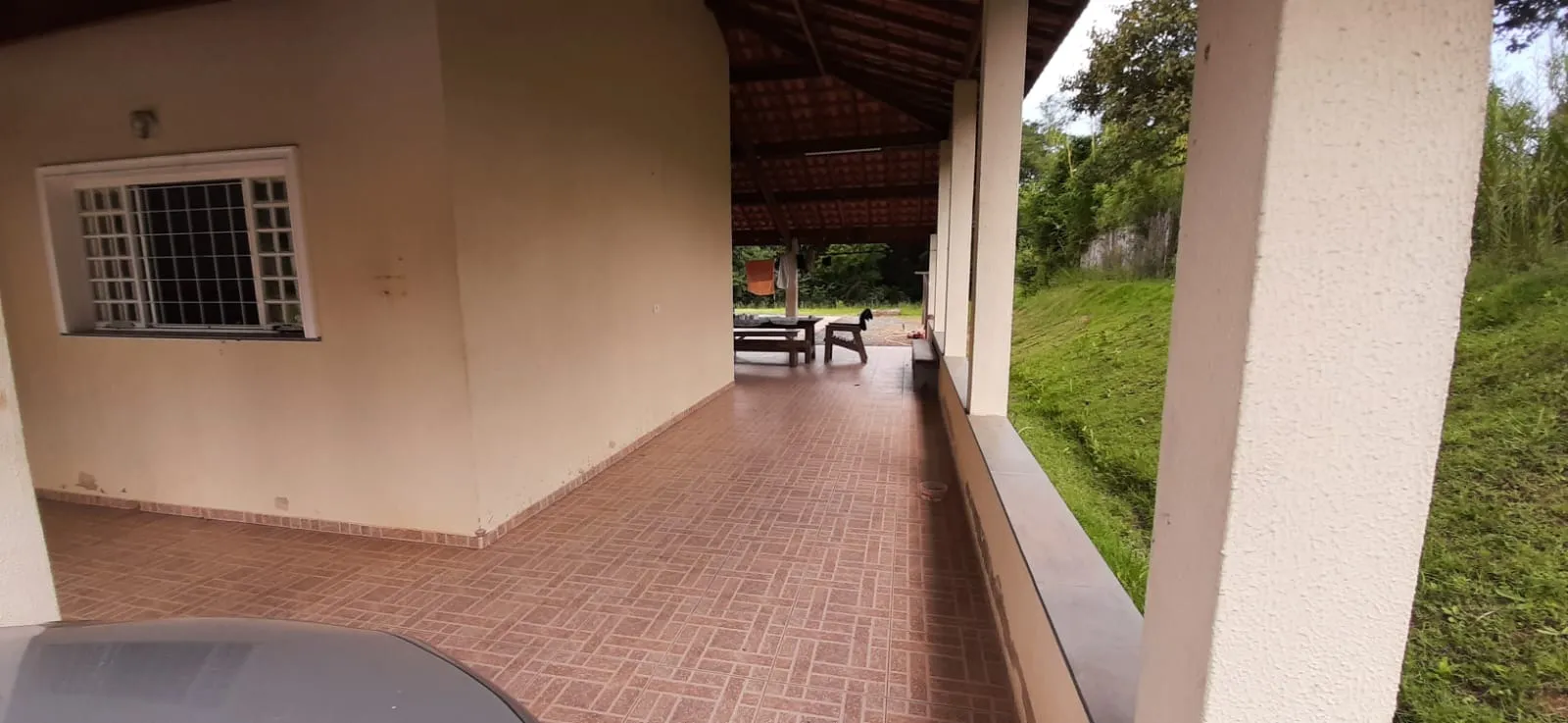 Imagem Chácara à venda em Araçoiaba da Serra - 4 quartos, 1 suíte, 3 banheiros, 3 vagas - Imperdível!