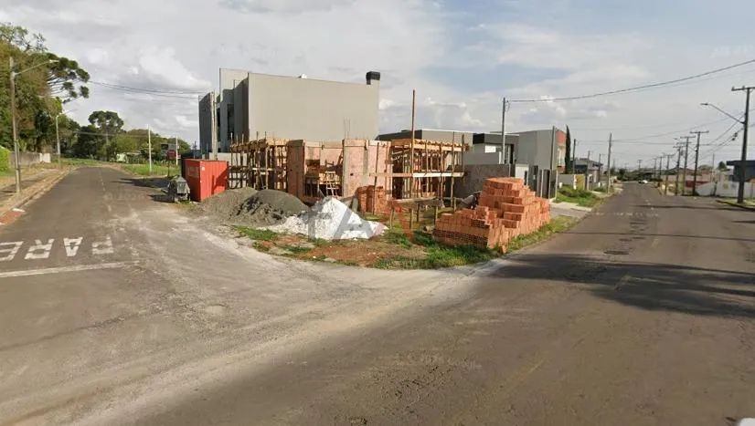 Imagem Excelente sobrado com 3 dormitórios à venda, GUARAPUAVA - PR