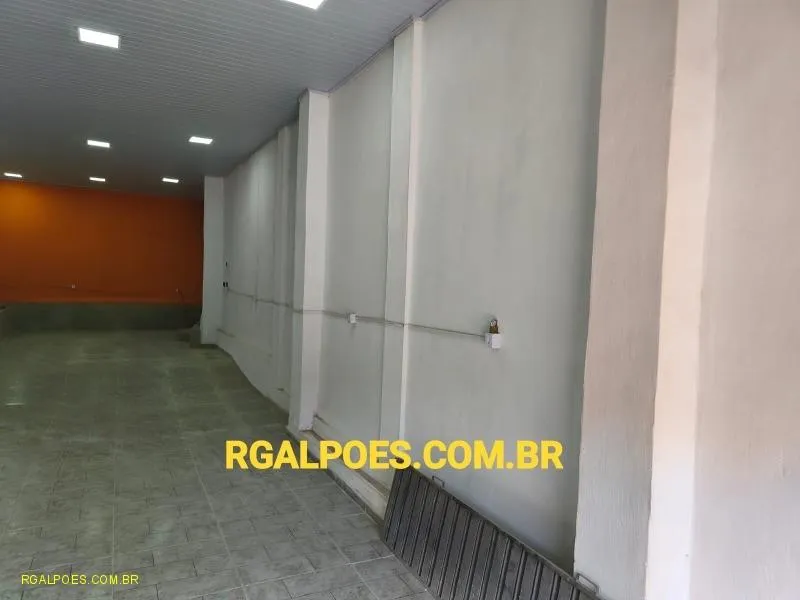 Imagem Galpão para Locação em BELFORD ROXO, Parque São José, 1 banheiro