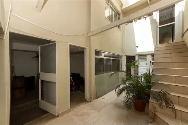 Imagem Casa com 6 dormitórios 220m² Jardim Paulista São Paulo Rua Saint Hilaire