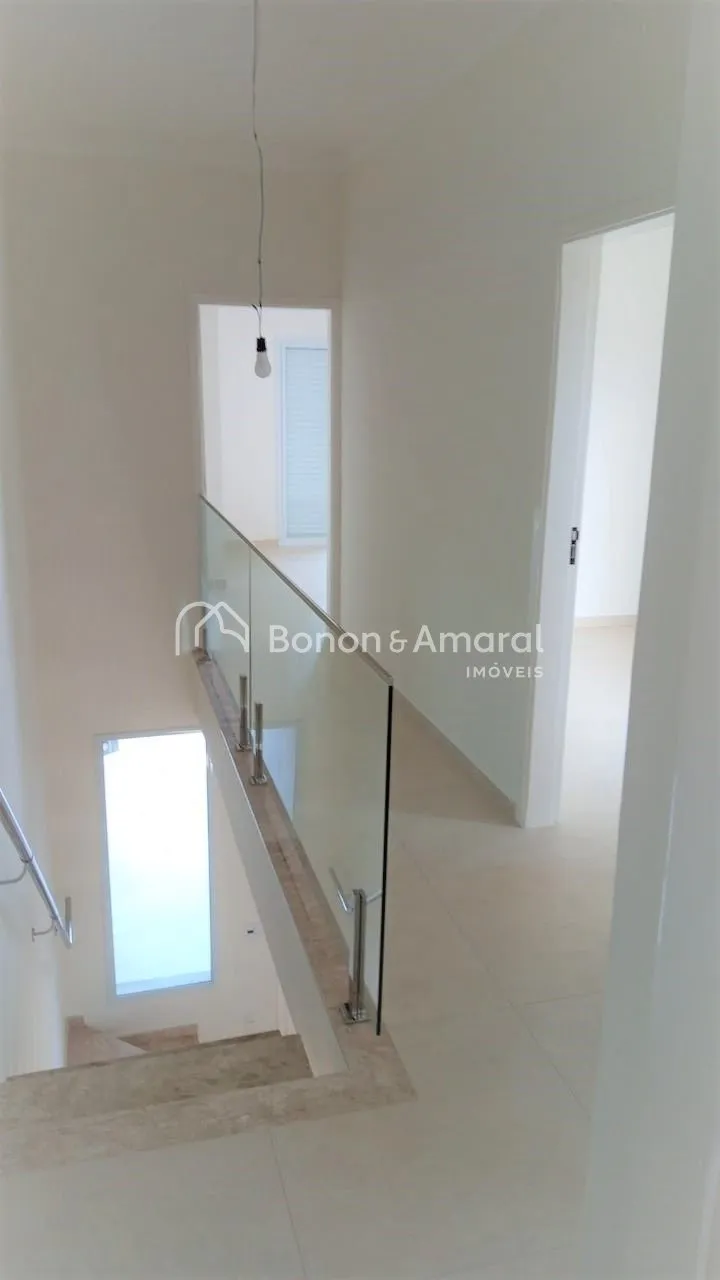 Imagem Casa à venda no Parque Jambeiro, 3 quartos, 1 suíte