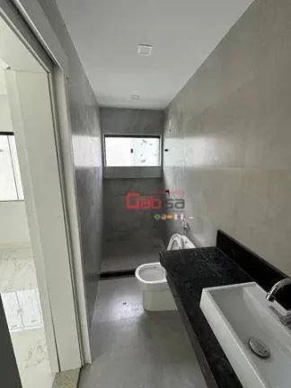 Imagem Casa com 3 dormitórios à venda, 194 m² por R$ 1.150.000,00 - Nova São Pedro - São Pedro da Aldeia/RJ