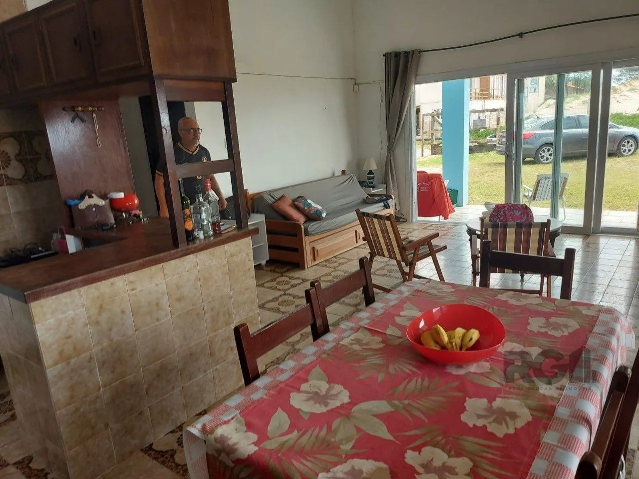 Imagem CASA COM 5 QUARTOS EM 2 TERRENOS ESCRITURADOS À BEIRA MAR EM MARILUZ/IMBÉ